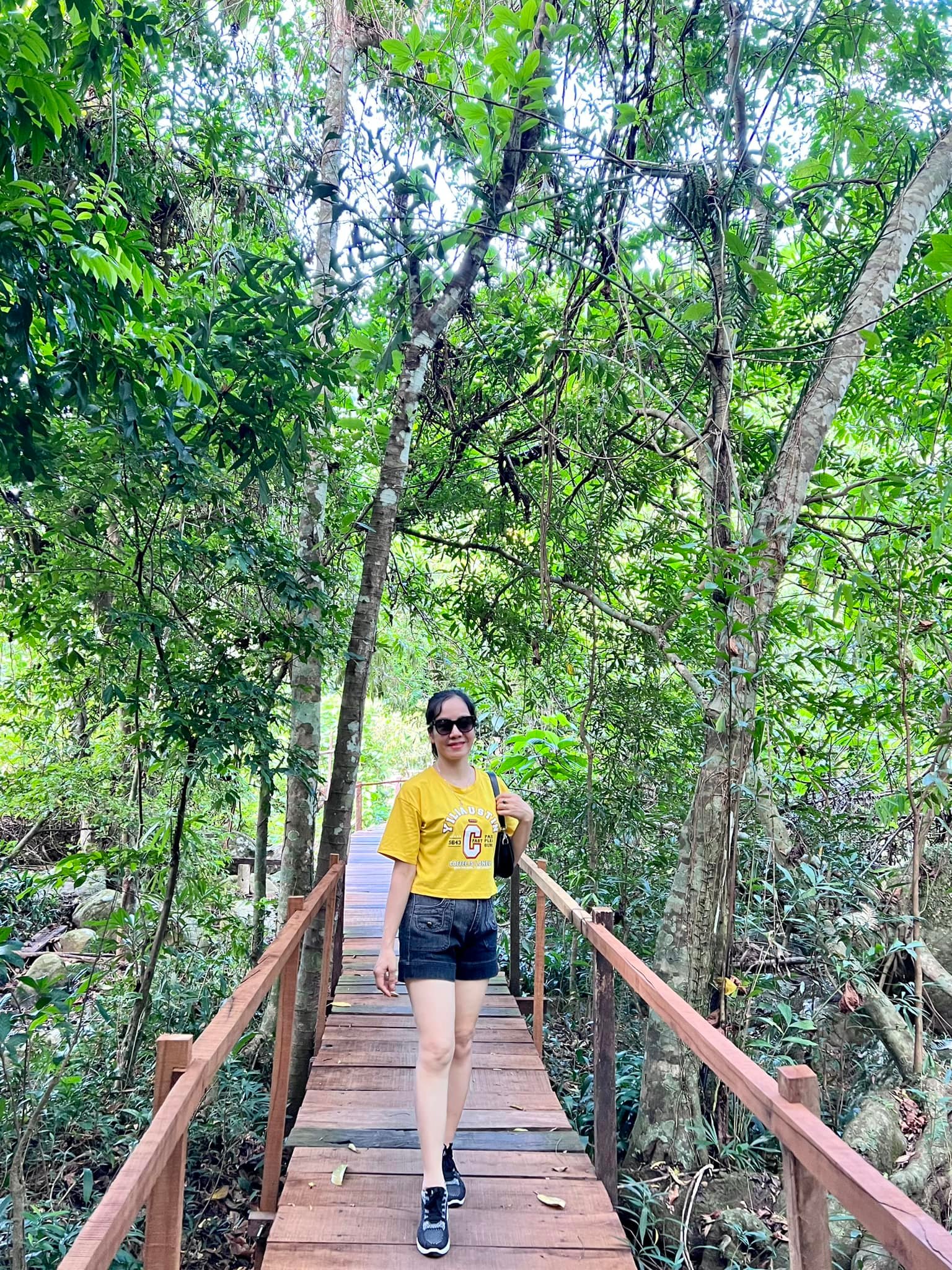 Hồ Hải Duyên Thu Hiền Riori