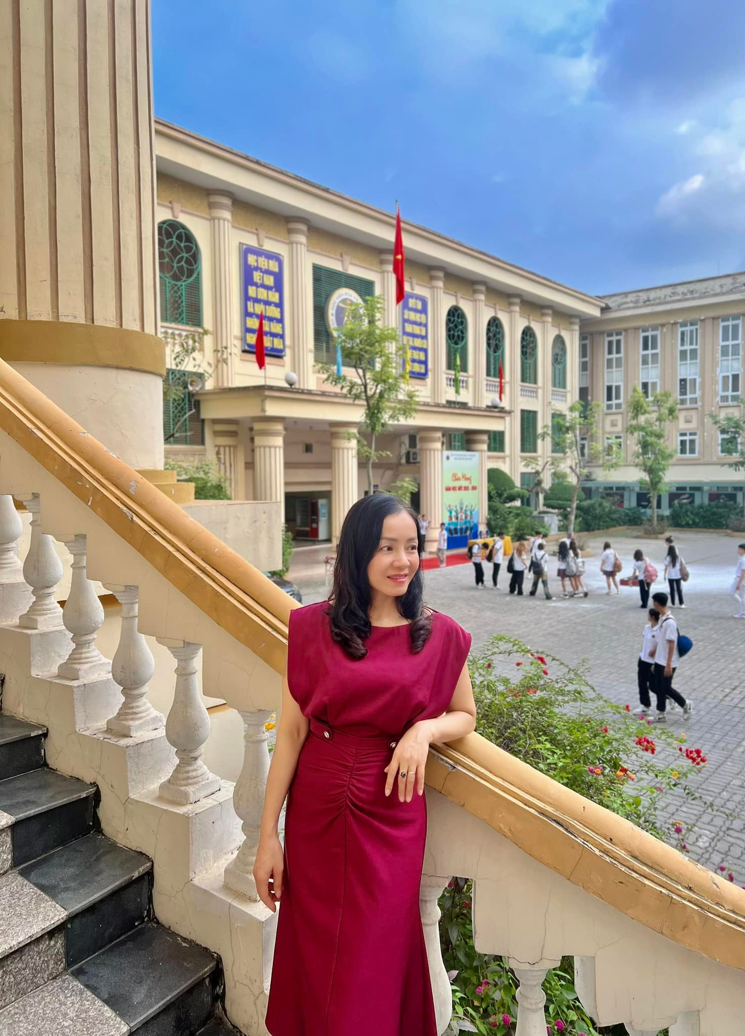Hồ Hải Duyên Thu Hiền Riori