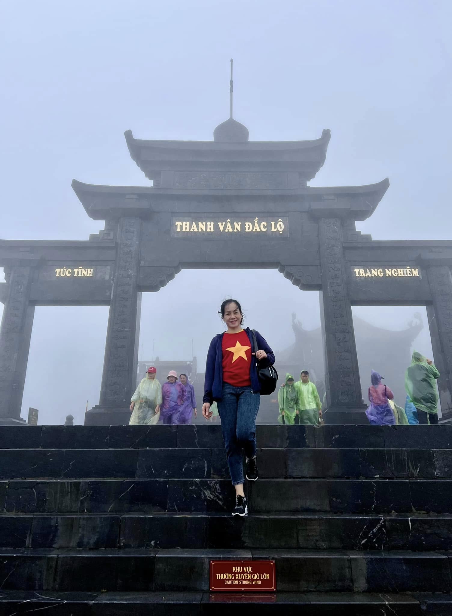 Hồ Hải Duyên Thu Hiền Riori