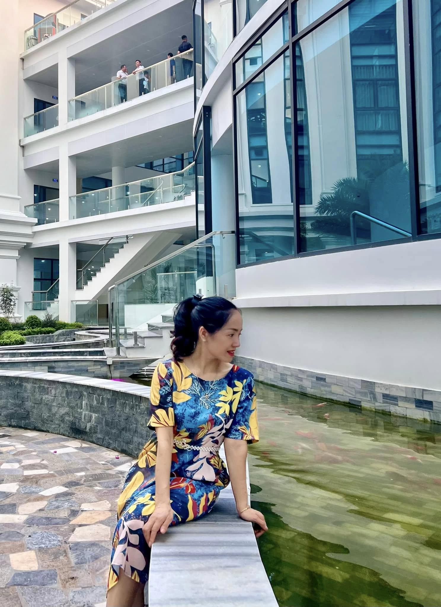 Hồ Hải Duyên Thu Hiền Riori