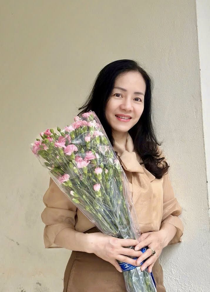 😄 NGOÁY MÔNG PHỌT RA MỌI THỨ!