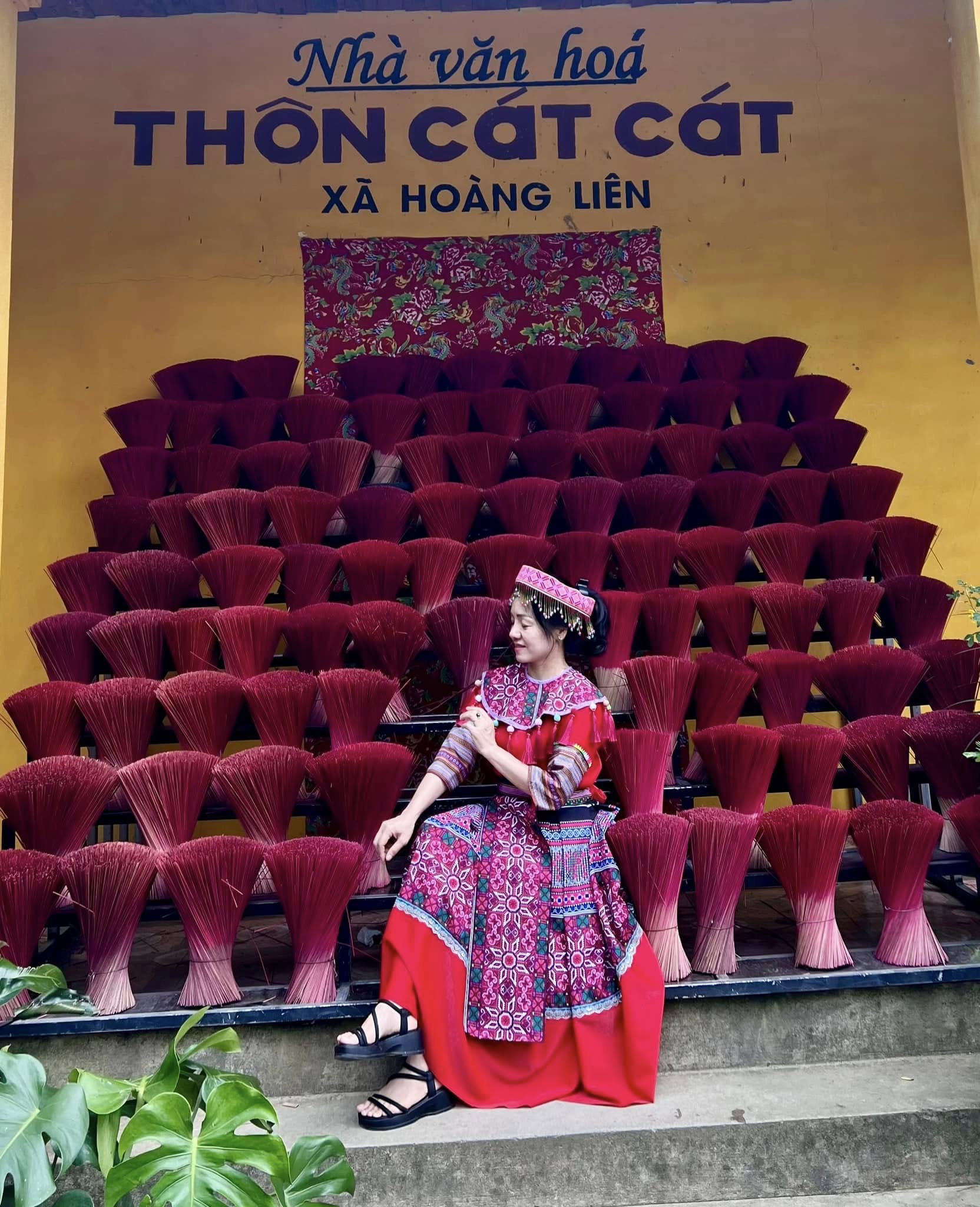 TỰ SỰ TUỔI BỐN TƯ!