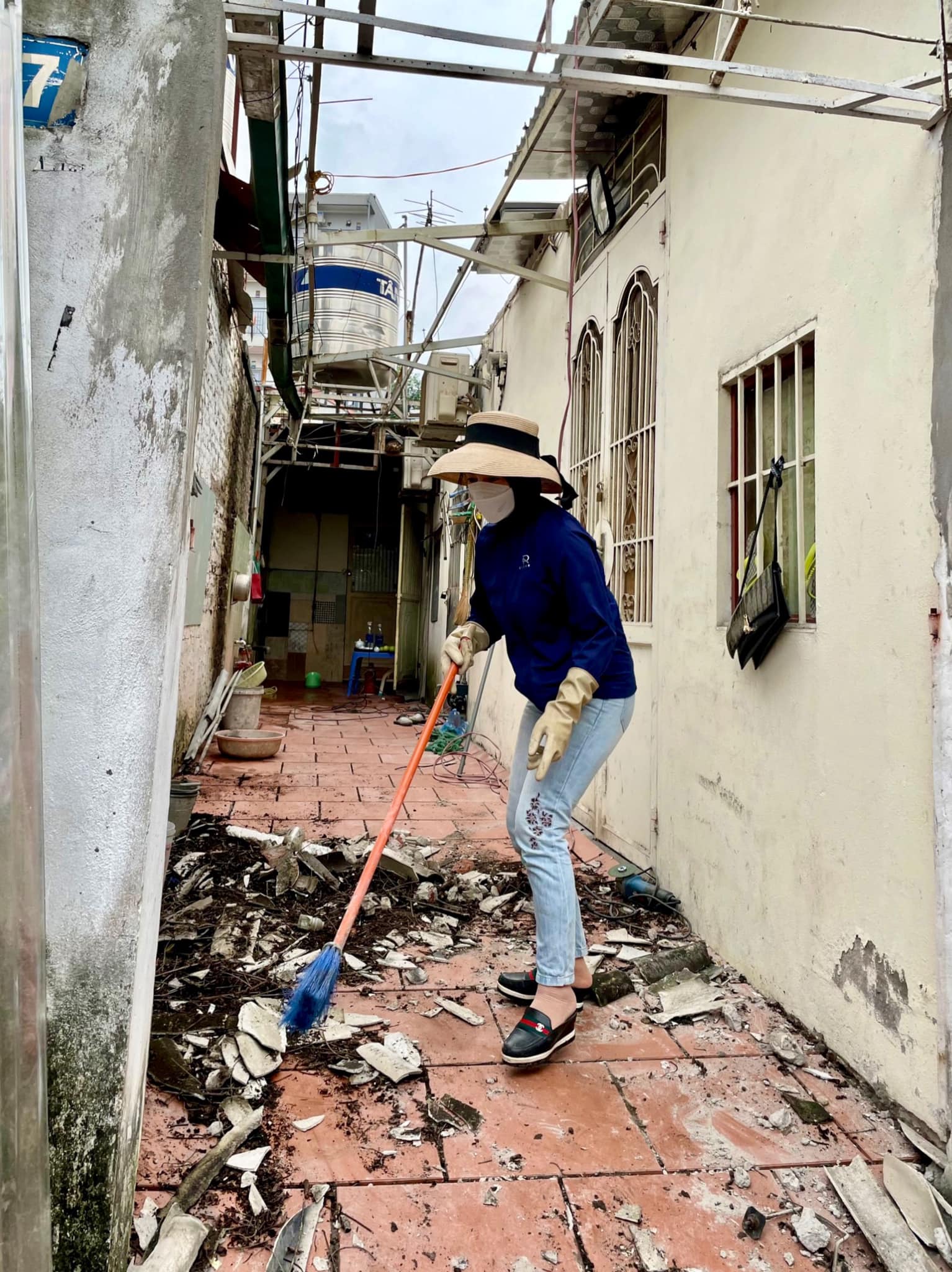 PHỐ BIỂN VÀ TÔI!