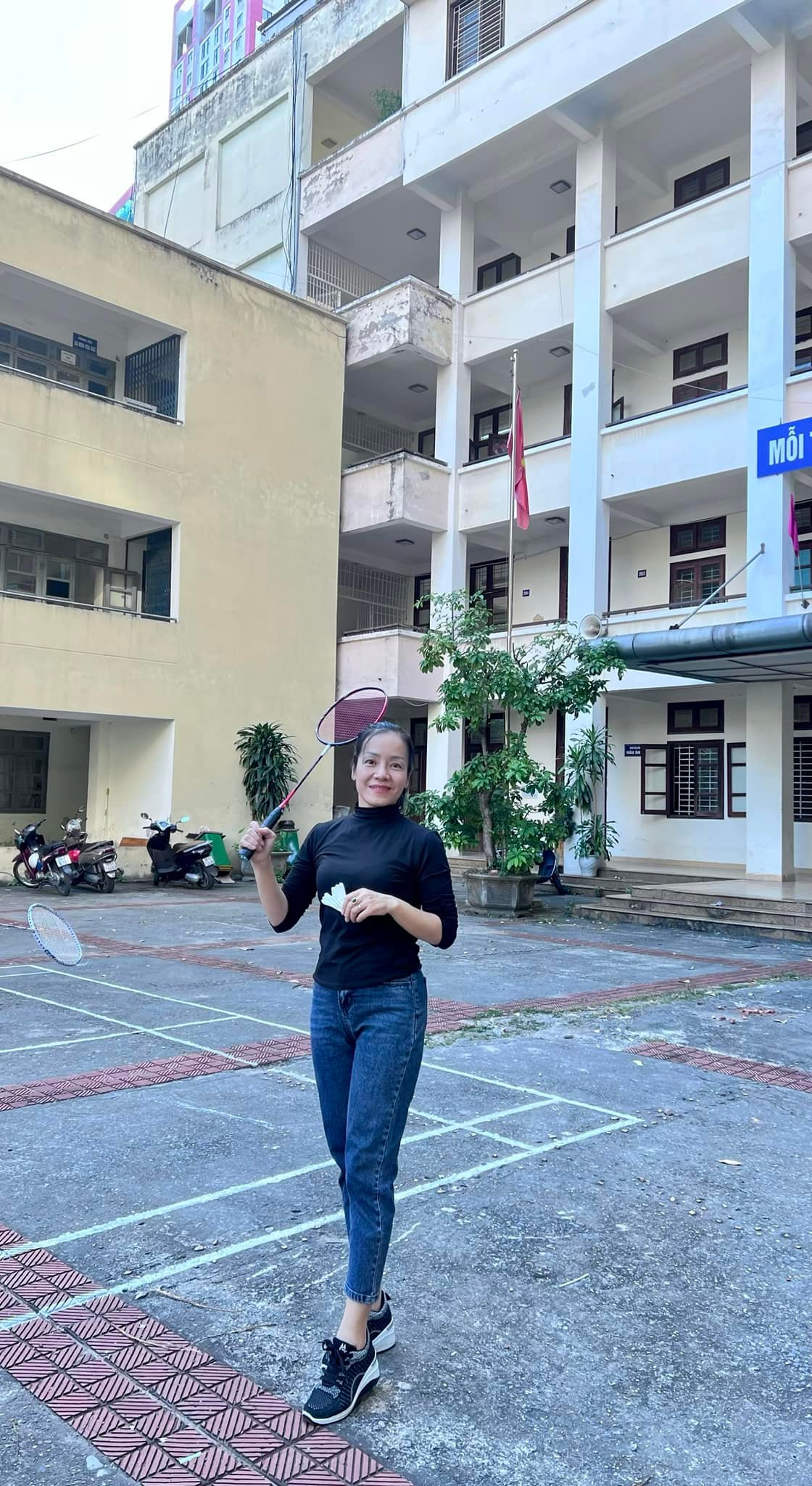 MỪNG SN CON GÁI!