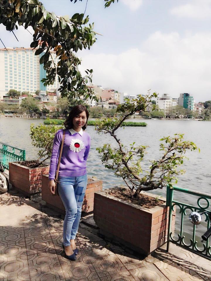 Đôi giày cô Võ Thị Hường