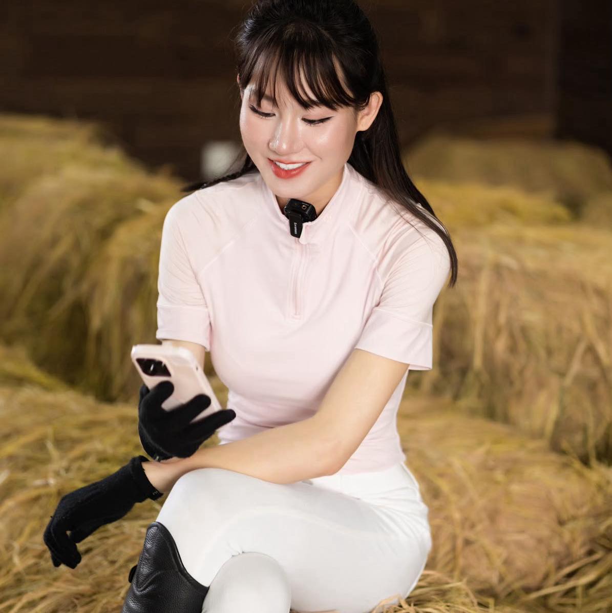 Đôi giày của chị Lan Anh (Yuki) - Roi da của chị Hương Quỳnh
