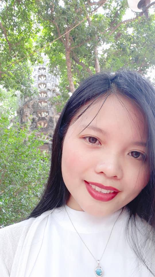 Đôi giày cô Hồ Hải Duyên