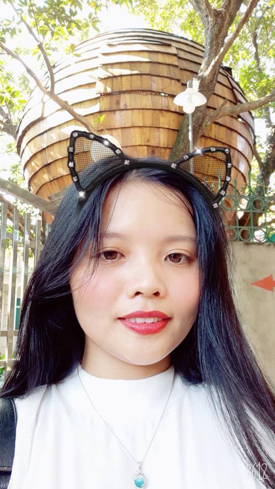 Đôi giày cô Hồ Hải Duyên