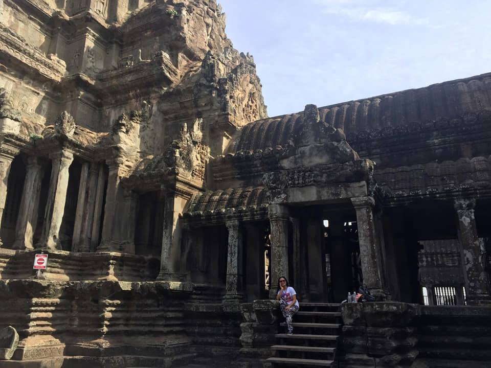 Đôi giày cô Hồ Hải Duyên